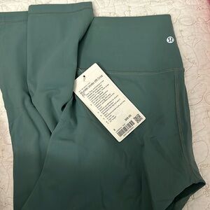 Lululemon wunder under leggingss